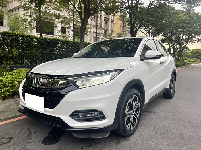 2020 HR-V 只跑一萬 S版 跨界小休旅 鋼性大升級 省油省稅金LIN