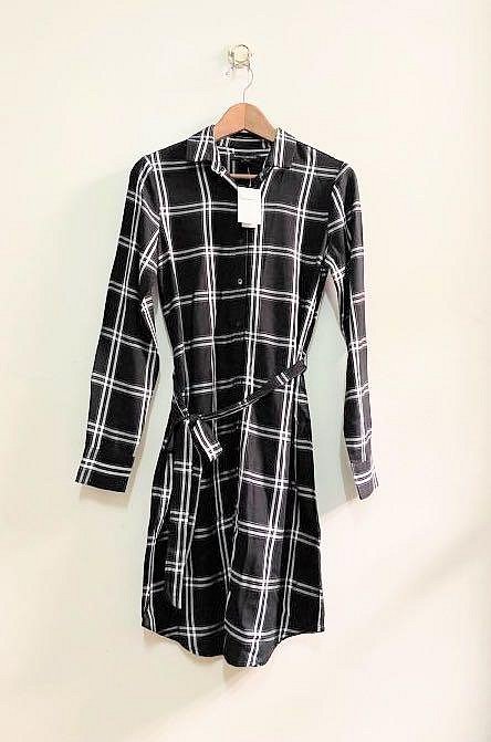 《全新》BANANA REPUBLIC 黑色前開扣襯衫式腰間綁帶長袖格紋洋裝 / 0 / 0123