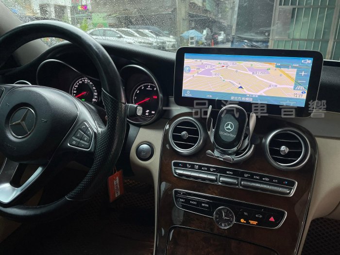 賓士 W205 專用10.25吋8核心安卓機 正版導航 藍芽 網路電視 C180 C200 C250 C300 AMG