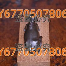 銅製:吉鶴置物(山本純民作) 明治時代金工名家山本純民作《唐銅制臥牛銅像席鎮文鎮》 日本回流古董