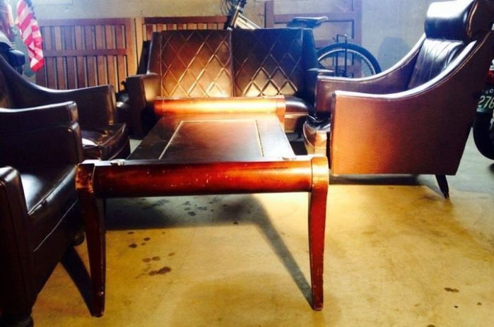 大寶柑仔店 古董 老 沙發 老 茶几 不用插電 柑仔店 復古 電影 商場 營業 展覽 居家生活 場景 場地 布置 二手 中古