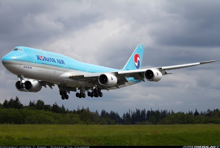 飛行夢想家**JC Wings 1:200 大韓航空Korean Air 747-8 HL7638