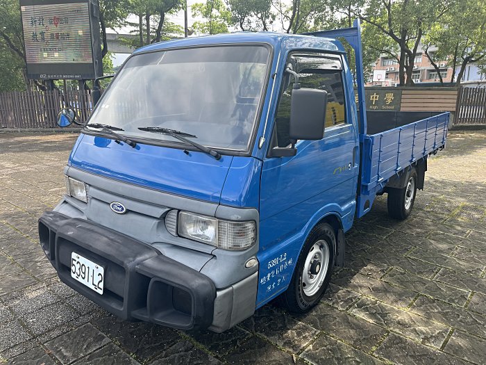 2011年福特 載卡多2.0一手車 車況一級棒 冷氣冷吱吱 新車斗
