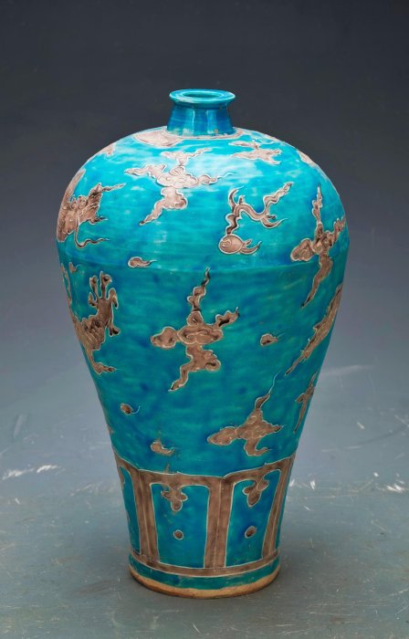 舊藏識款【永樂年制】孔雀藍釉法華彩云龍紋梅瓶，明代山西法華彩存世有