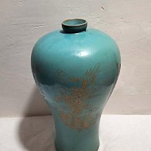 宋代汝窯天青釉梅瓶嚴選古董級藏品，刻花精美底部有款識天青釉梅瓶汝窯