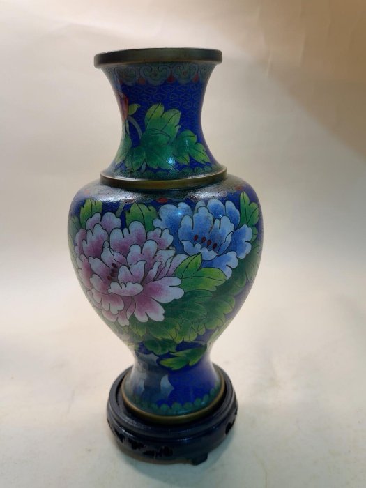 嚴選景泰藍花瓶銅胎掐絲琺瑯工藝藍地花卉木底座美器口徑7cm 約24公分