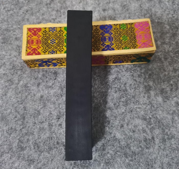 中国墨 金殿餘香 古墨老墨上海墨廠60年代金殿余香墨| Yahoo拍賣
