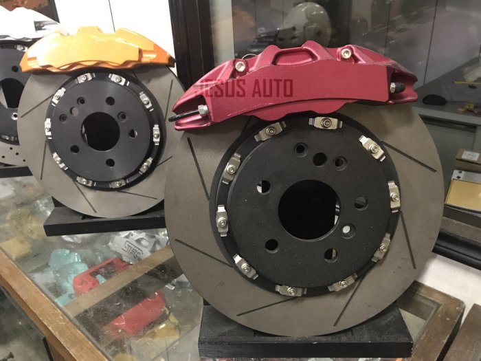 Bmw F10 前四活塞煞車 專業套件 卡鉗 煞車 活塞 正進口BREMBO/FERODO碟盤  BMW車系 客製化