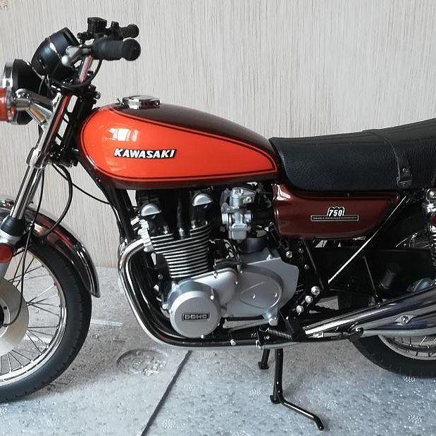 八田元氣小棧:日版－全新未拆1/6 AUTOart Signature KAWASAKI 750RS(Z2