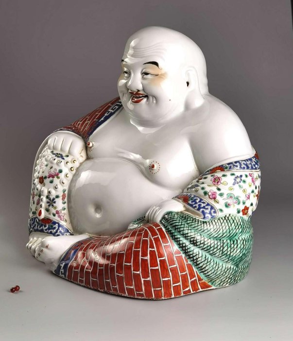 精品民國粉彩江西朱茂記造彌勒佛造像尺寸大，非常大氣磅礴！比例協調