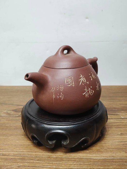 老珍藏，顧景舟《自怡軒》底款，《顧景洲》蓋款，刻繪老紫砂壺一