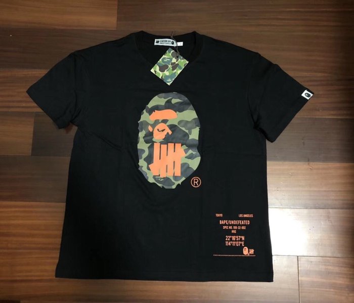 新作 コラボ T-シャツ Bape Undefeated T-shirt 人気話題コラボ！Bape