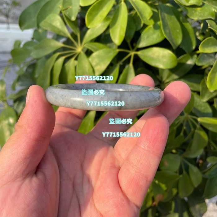 青花籽料）新疆和田玉點墨青花籽料手鐲，正宗芝麻糊圓玉鐲。八九年前做