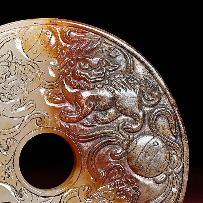 臻品旧藏，和田玉白玉红沁五世同堂锦绣前程玉璧包浆厚重沁色入骨，工艺