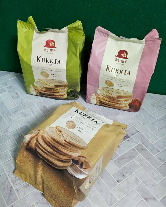 日本KUKKIA 紅帽 TIVON 抹茶 可可 草莓 法蘭酥62.4g(8枚) 高帽子Tivoli Tivon