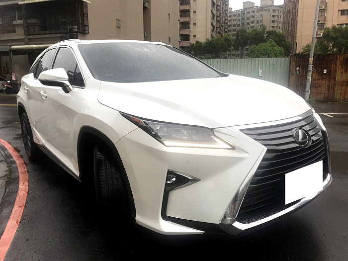 ☺艾比優選 2016 LEXUS RX200T 頂級版 ACC自動跟車 電動尾門