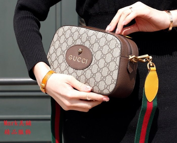 小物 GUCCI W1siZiIsIjMwNDY4L3Byb2R1Y3RzLz