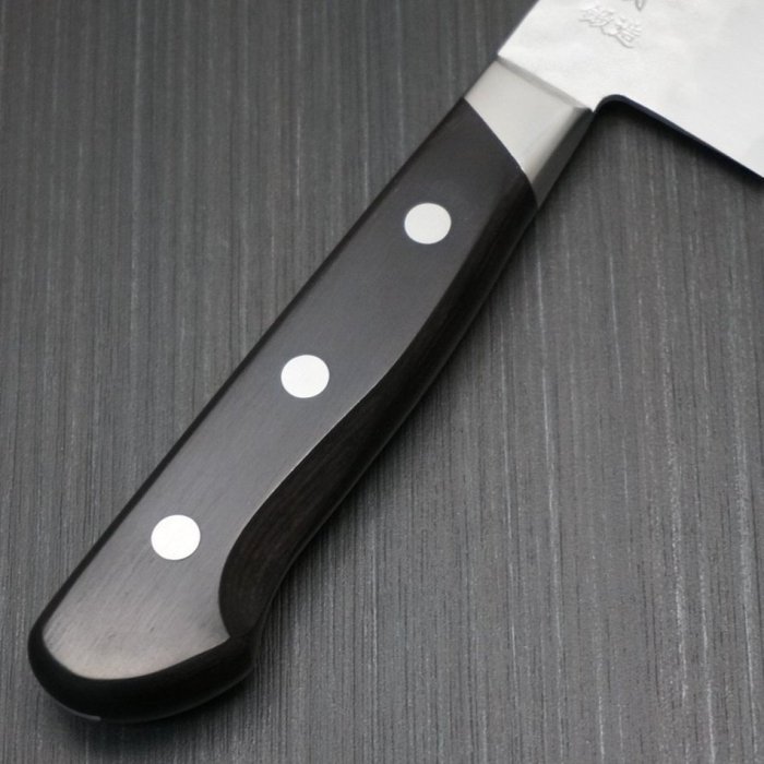 國際直送]關兼常牛刀KC-922槌目梨地日立安來青紙鋼2號主廚刀日本菜刀