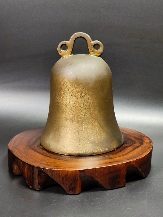 吊鐘，古道具，古銅製，時代物 早期銅雕老件- 吊掛敲擊式古吊鐘（銅鐘穴）（風水/古董/收藏/銅爐/香爐