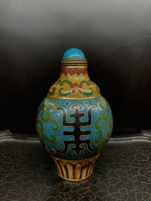 鼻煙壺老銅胎掐絲琺瑯彩景泰藍鼻煙壺高8.2厘米，寬4.9厘米【二手】5112