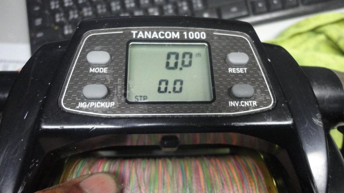 日本製DAIWA TANACOM 黑寶1000 電動捲線器，有瞬動，有自動晃餌| Yahoo拍賣