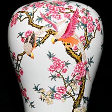 わんわん】雍正年製 款 粉彩 鳥梅図 瓶 高さ約16.8cm