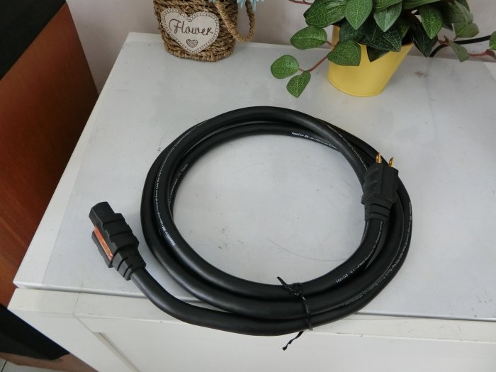Rare Monster Cable PowerLine 300 High Performance AC Power Cord