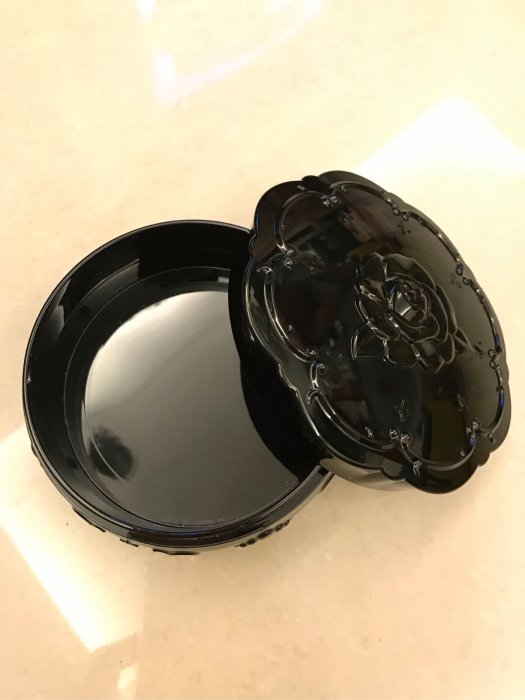 Anna Sui 瓷娃娃蜜粉（空盒）