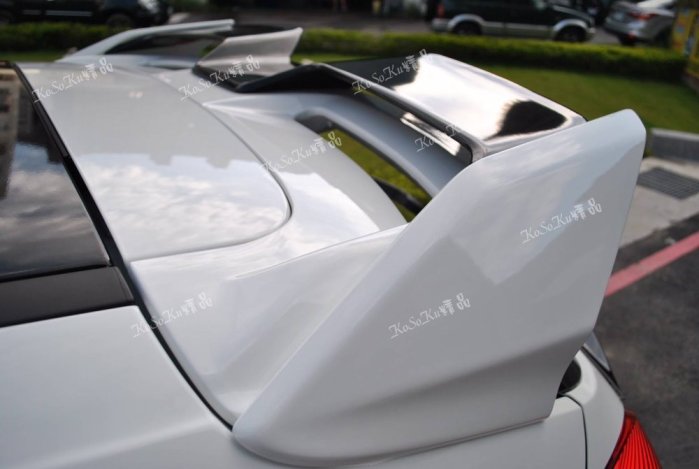 focus MK3.5 改 SF 小包 空力套件 尾翼 另有 前下巴 定風翼 後下巴