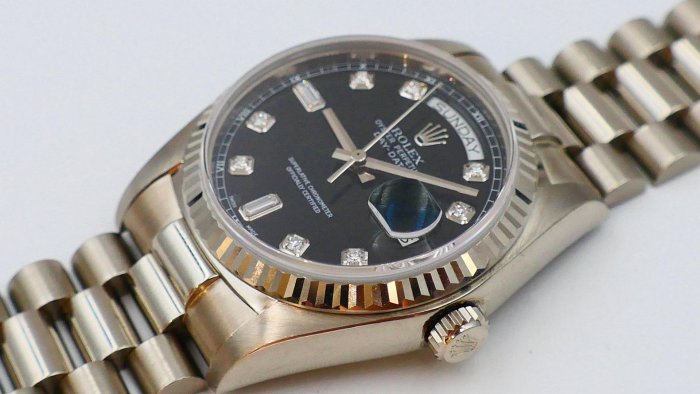 【美好時光】罕見型號勞力士ROLEX 18039白K款Daydate盒單全新款大鑽黑鑽面( 18238 18239 118239參考)
