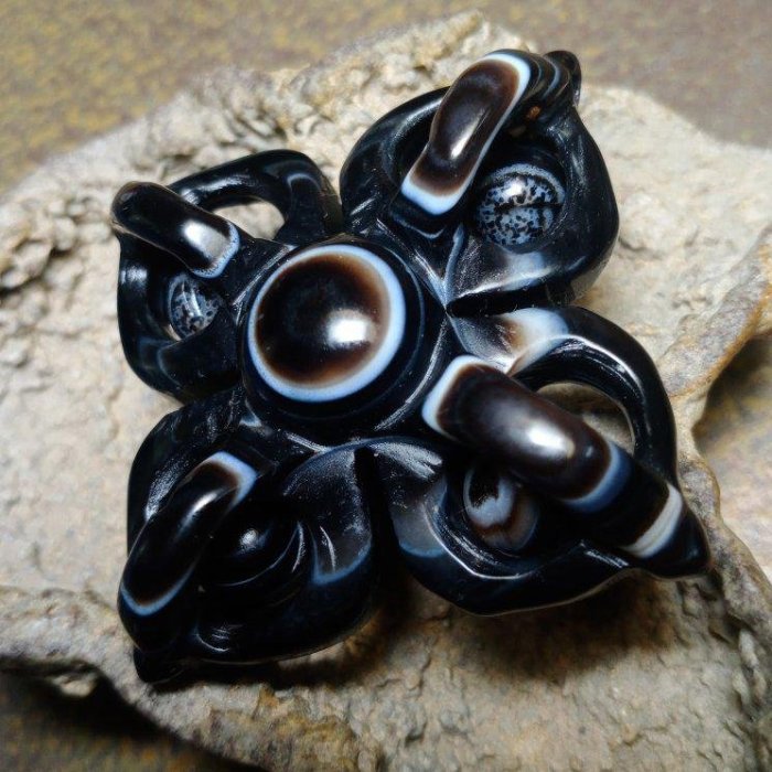 rin 天珠 金運天珠ブレス（アンバー天珠［九眼天珠］・バルト海産ゴールデン