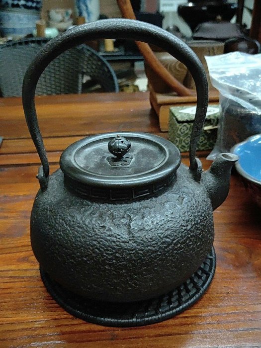 【宇】FA084 龍文堂造 扇面鳥地文 銅蓋鉄瓶 時代物 Yahoo!オークション -「鉄瓶 龍文堂」の落札相場・落札価格