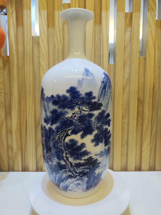 景德鎮青花山水細口瓶，江西省工藝美術師精心創作，高42嚴選純手工陶瓷
