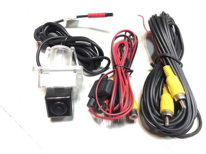 ☆雙魚座〃汽車〃BENZ C系列 2007~2011 前期 W204 彩色倒車影像鏡頭/c300/c250倒車鏡頭