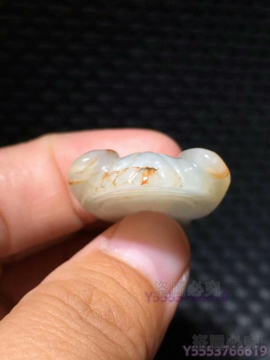 和田玉古玉白玉蟬掛件玉質溫潤細膩雕工精致蟬形生動造型優美頭部圓潤