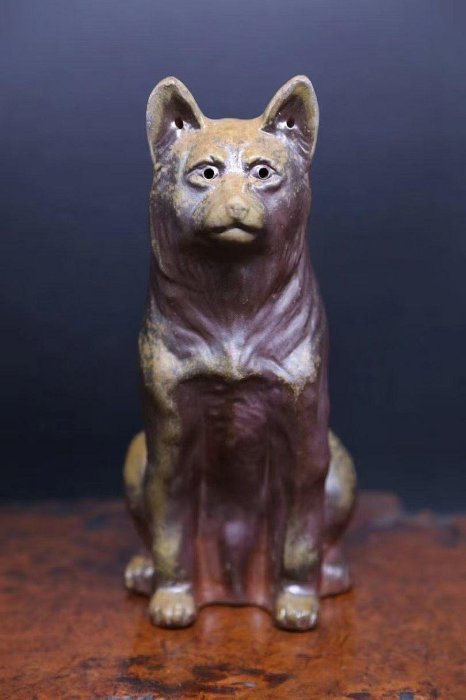 備前焼 干支 犬 日本昭和時代窯變色備前燒坐姿秋田犬置物，名家古董陶瓷藝術品生肖犬