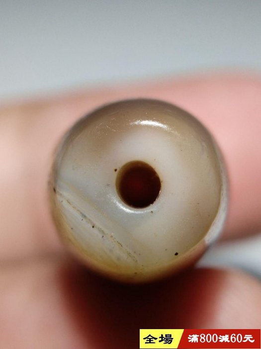 小盧朱砂=高油潤藏傳至純天眼如意天珠，通體白化白芯，唯美泌色味，珠