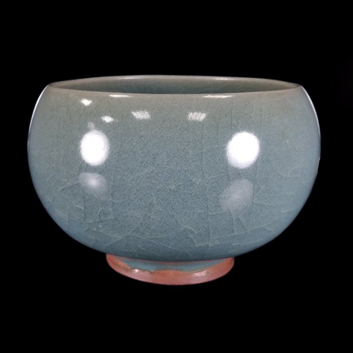 博古珍藏》宋．鈞窯天青釉缽式碗．早期收藏．老件