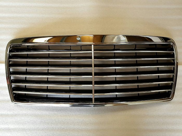 賓士BENZ E-class W124 1994年-1995年 水箱護罩 水箱罩總成 電鍍黑 鍍鉻 無星