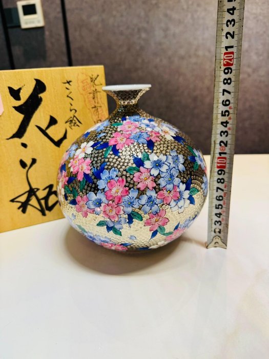 日本肥前有田燒金龍窯國寶級傳統工藝江口天童江口天童作24k金浮雕全手