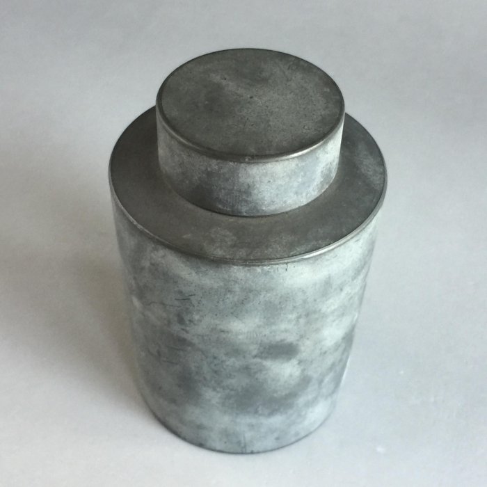 錫茶入 乾茂號造 本錫 茶道具 煎茶道具 本齋】一元起標每週三結標~~日本煎茶道具『乾茂號造』錫茶入茶筒茶倉