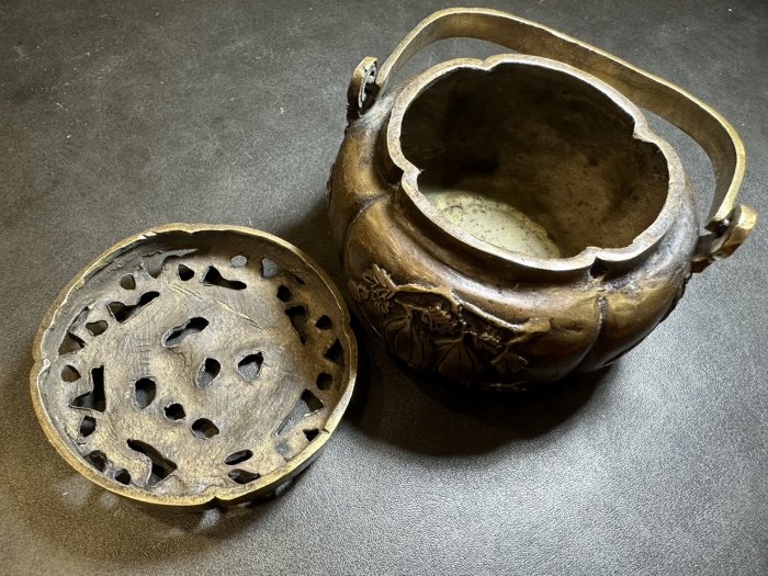 銅器 南瓜型香炉 10個 銅器 南瓜型香炉 三足鼎蓋付き香炉 銅鼎 三足蓮華炉 香道具 装飾