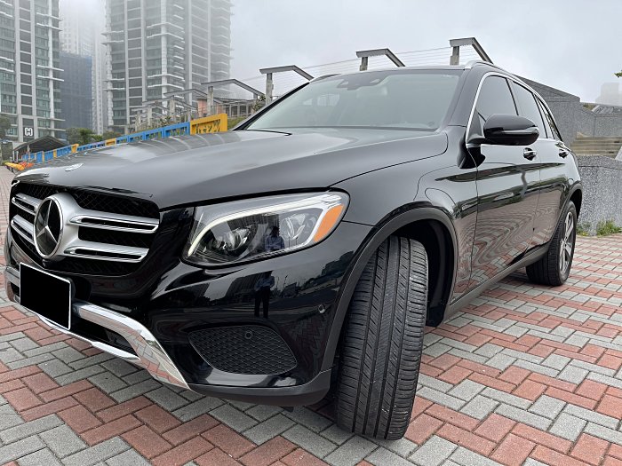 2017 Benz GLC300 優質休旅車 領牌率最高賓士車款 超熱門熱銷