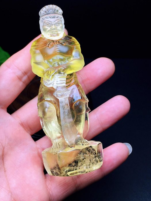 天然黃水晶不動明王擺件工藝精湛造型生動不動明王為佛教密宗八大明王