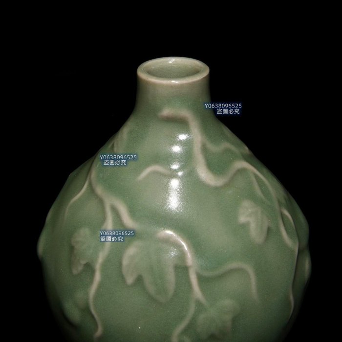 宋龍泉窯梅子青釉刻花葫蘆瓶，高25cm直徑13cm，編號3 粉彩琺瑯彩青花