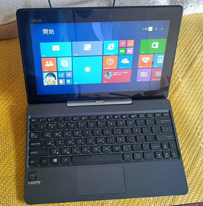 ASUS T100TA 變形平板_筆電/2手
