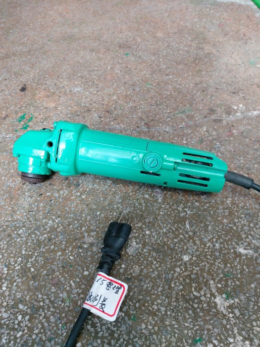 拍賣就是要撿便宜))二手商品---K0S0KU砂輪機(特價500元) Yahoo拍賣