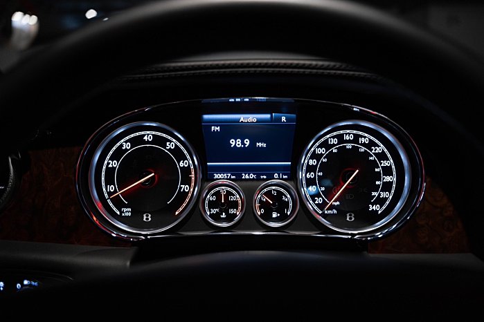Bentley Flying Spur W12 2014 總代理 金帝 | 民族