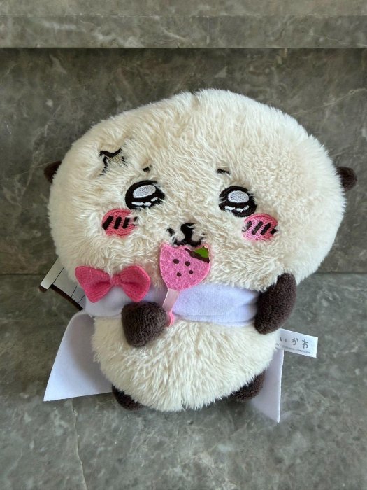 吉伊卡哇 chiikawa草莓獺師FURYU景品絨毛玩偶15cm