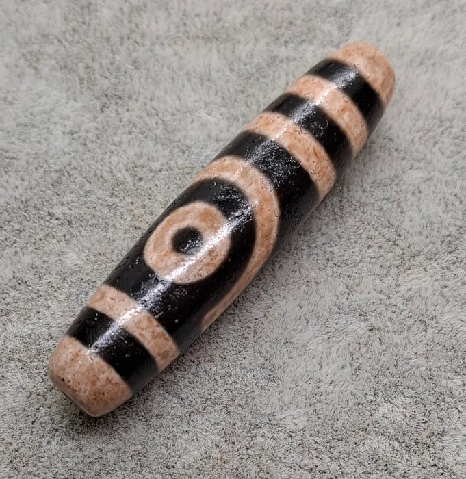 西藏天然瑪瑙小年份天珠：63x13mm | Yahoo拍賣